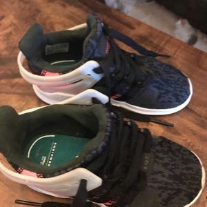 Adidas girls sneakers